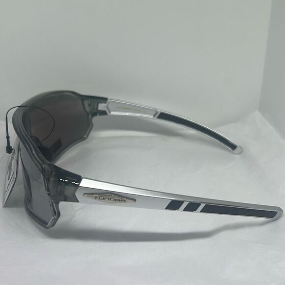 Tundra Shield Sport Sunglasses – UV400 Maximum Protection - Picture 2 of 3
